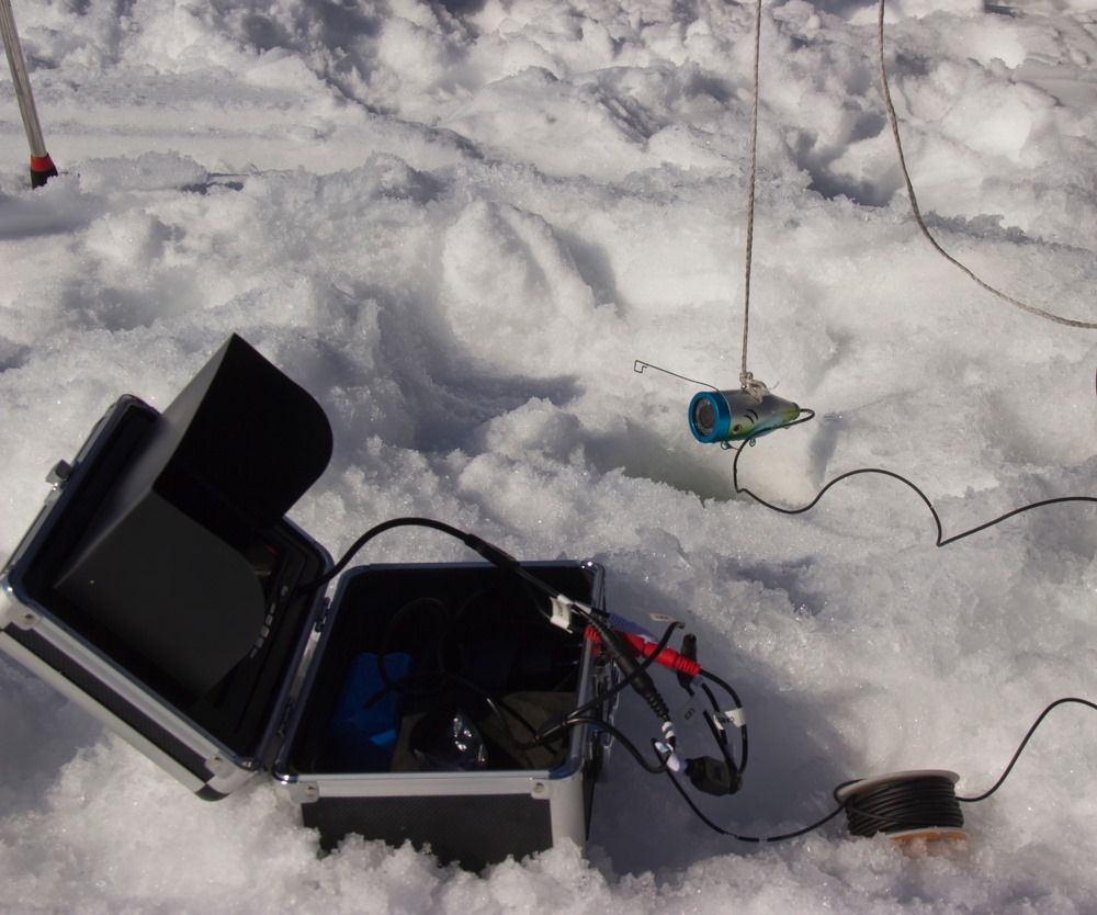 how to choose the best ice fishing fish finders