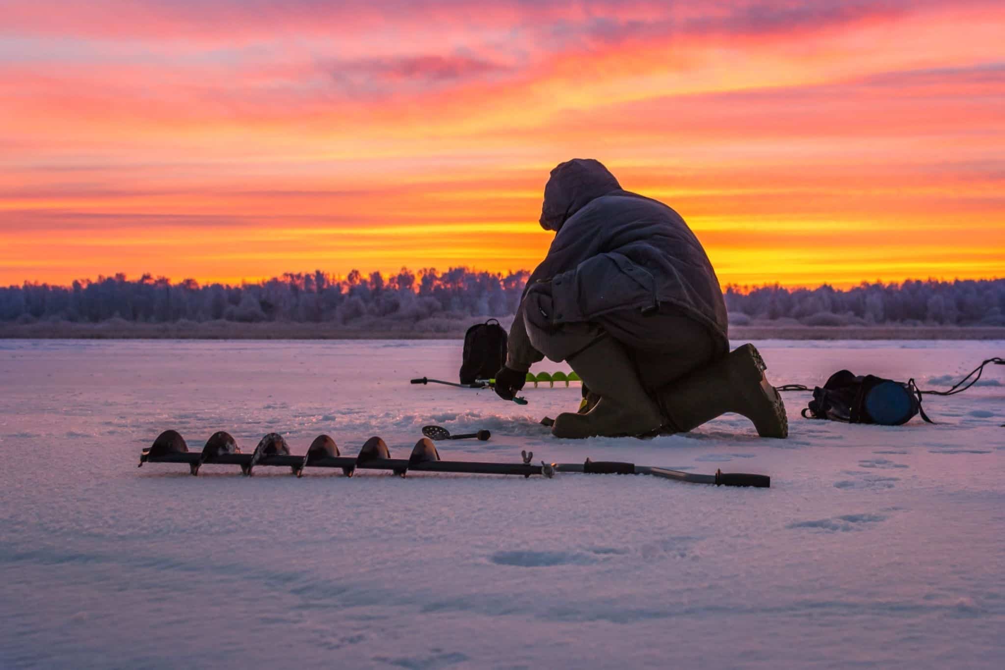 a-guide-on-how-to-know-if-ice-is-safe-to-walk-on