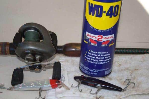 does wd-40 attract fish