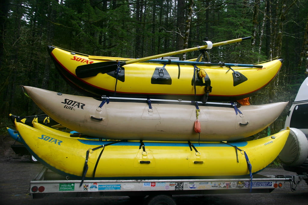 can you stack kayaks on top of each other