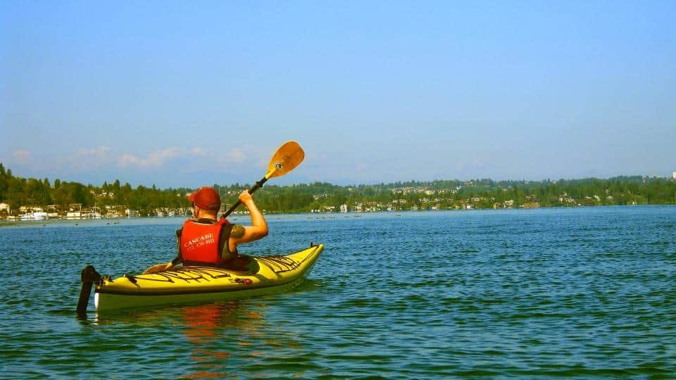 do you get wet kayaking